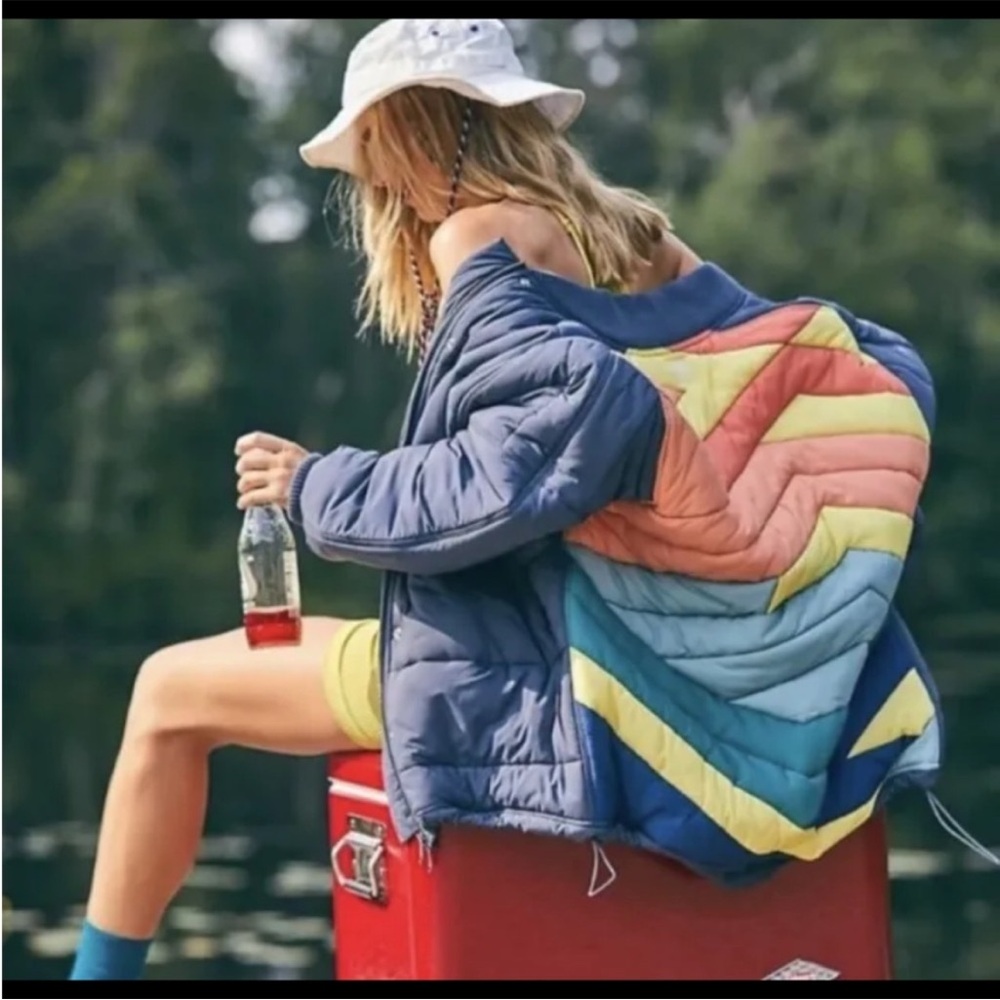 Free people moonlight puffer jacket